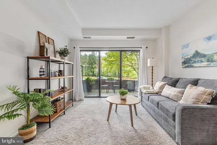 2100 Langston Blvd #g08, Arlington, VA 22207 - #2