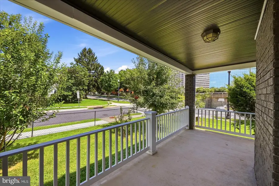 2500 S Eads St, Arlington, VA 22202 - #2
