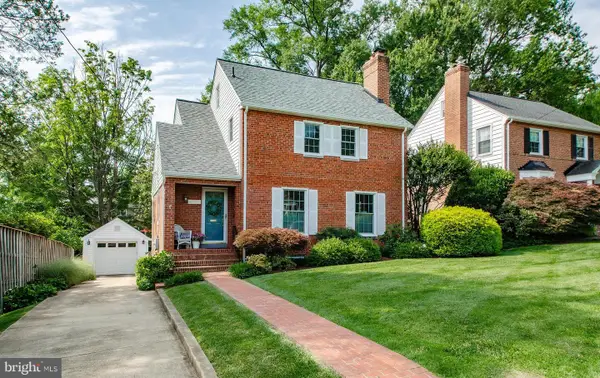 6200 18th Rd N, ARLINGTON, VA 22205
