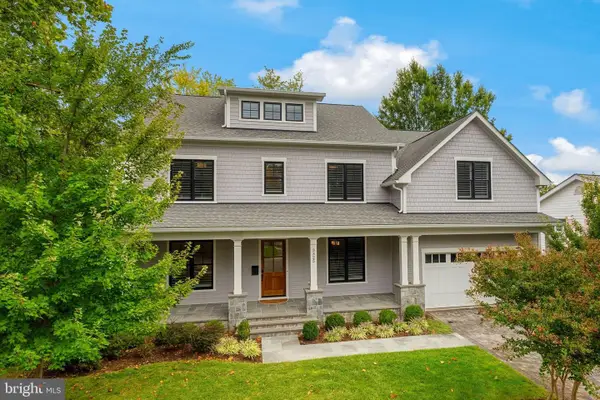 3325 N Kensington St, ARLINGTON, VA 22207