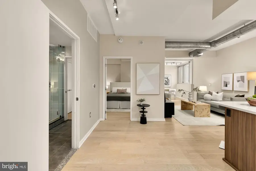 3409 Wilson Blvd #303, Arlington, VA 22201 - #3