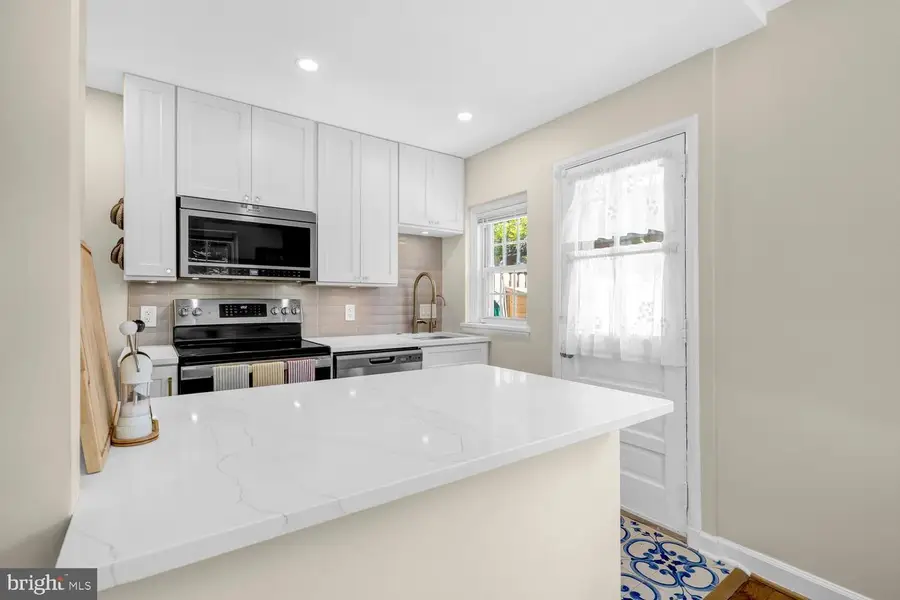 2921 S Buchanan St, Arlington, VA 22206 - #3