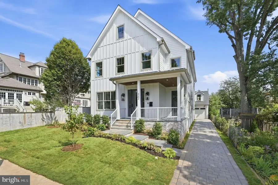 423 N Edgewood St, Arlington, VA 22201 - #2