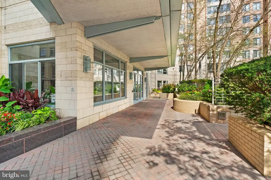 851 N Glebe Rd #1309, Arlington, VA 22203 - #3