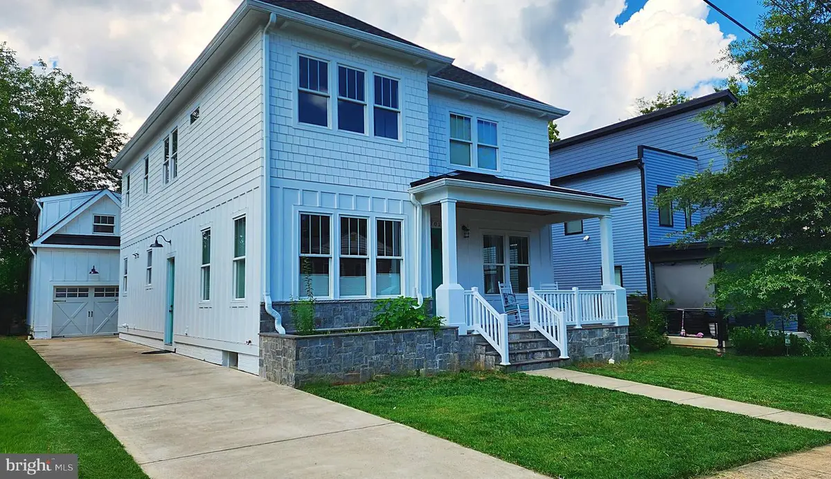 2701 12th St S, Arlington, VA 22204 - #1