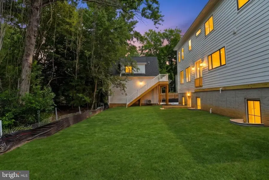 6523 16th St N, Arlington, VA 22205 - #3