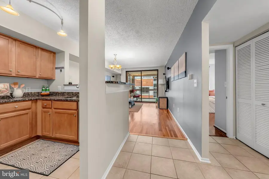 1001 N Vermont St #905, Arlington, VA 22201 - #2