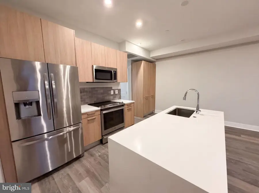 1108 S Highland St #2, Arlington, VA 22204 - #3