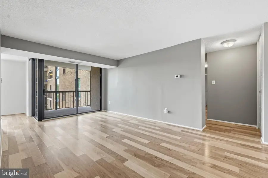 4500 S Four Mile Run Dr #301, Arlington, VA 22204 - #3