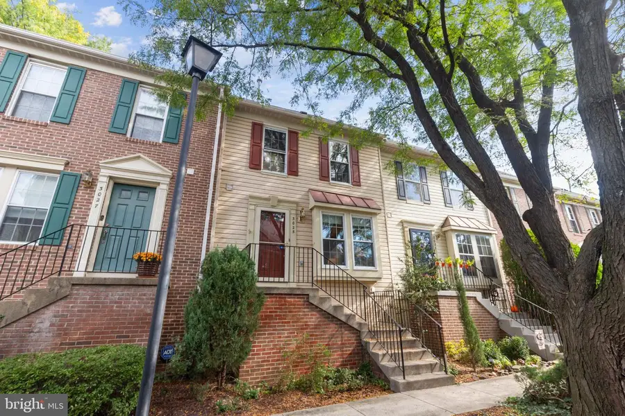 3025 22nd St S, Arlington, VA 22204 - #2