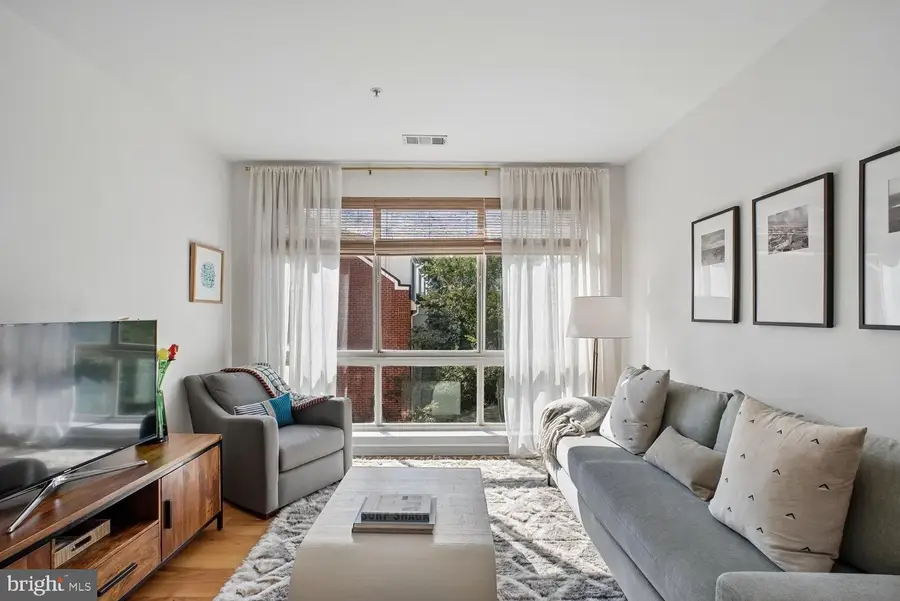 2200 N Westmoreland St #327, Arlington, VA 22213 - #3