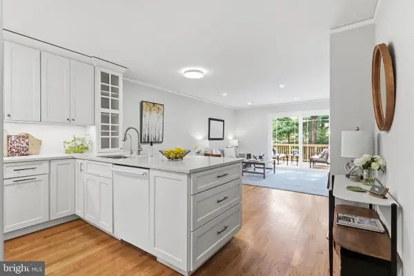 2127 N Lincoln St, ARLINGTON, VA 22207
