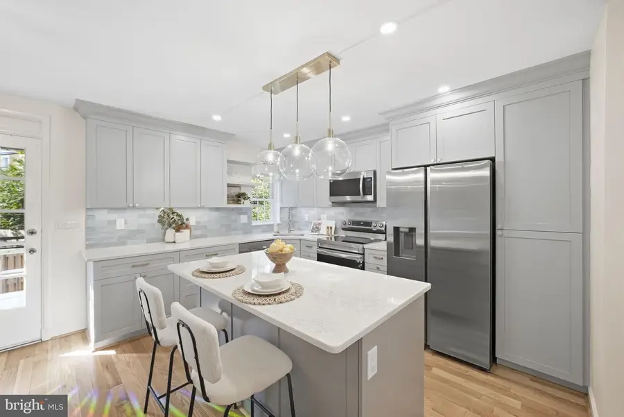4728 29th St S #a1, Arlington, VA 22206 - #3