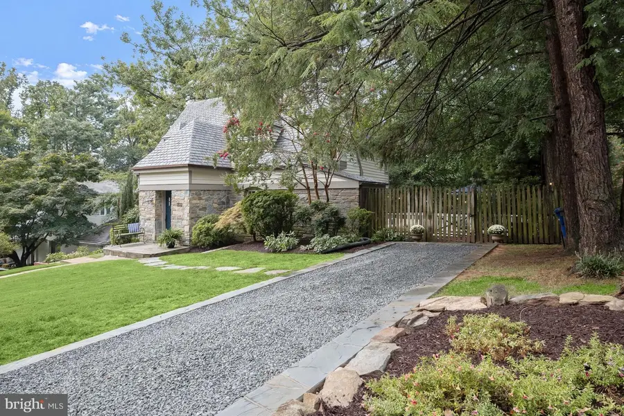 3030 N Quincy St, Arlington, VA 22207 - #3