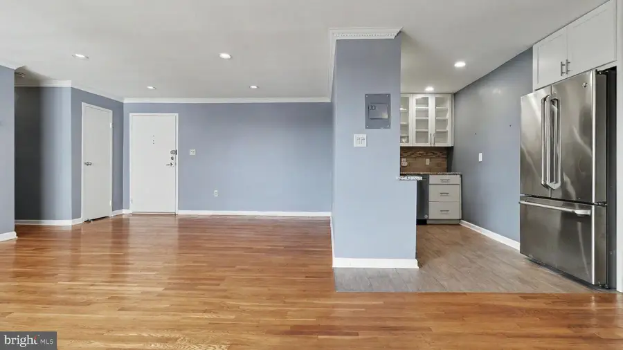 2016 N Adams St #812, Arlington, VA 22201 - #2