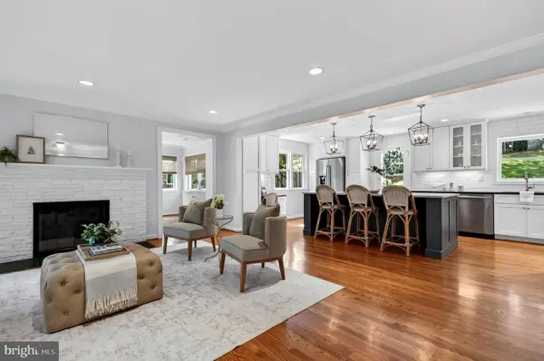 5200 Old Dominion Dr, ARLINGTON, VA 22207
