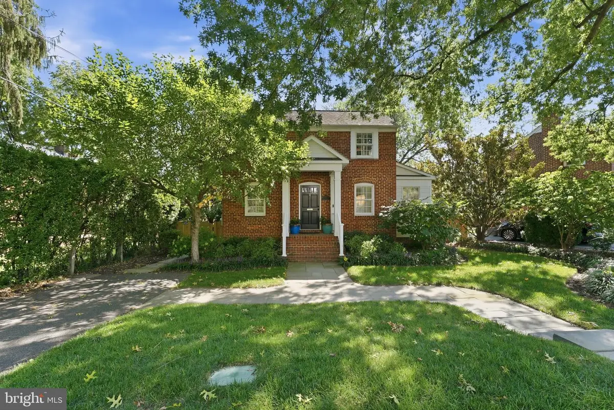 2727 N Edison St, Arlington, VA 22207 - #1