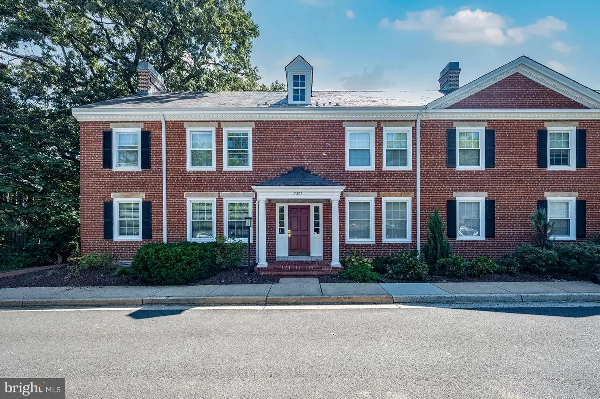 3301 S Stafford St #a1, Arlington, VA 22206 - #1