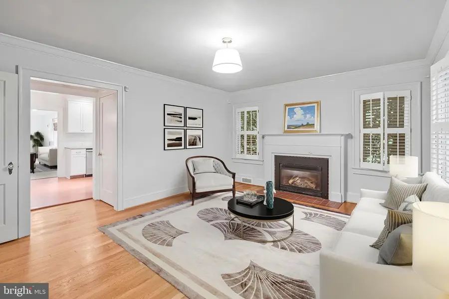 3521 8th St S, Arlington, VA 22204 - #2
