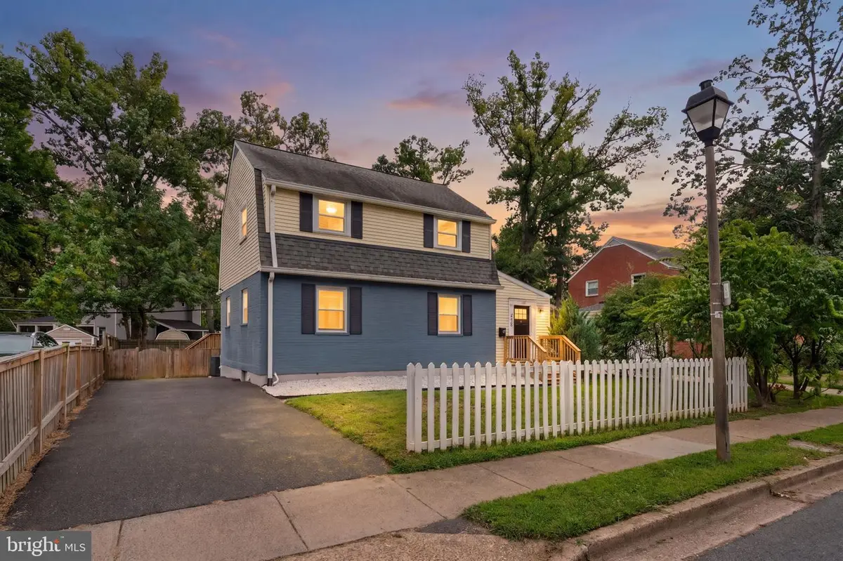 4758 Arlington Blvd, Arlington, VA 22204 - #1