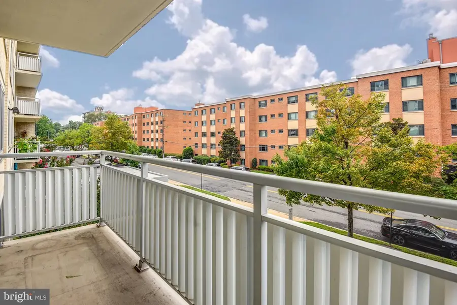 1301 S Arlington Ridge Rd S #310, Arlington, VA 22202 - #3
