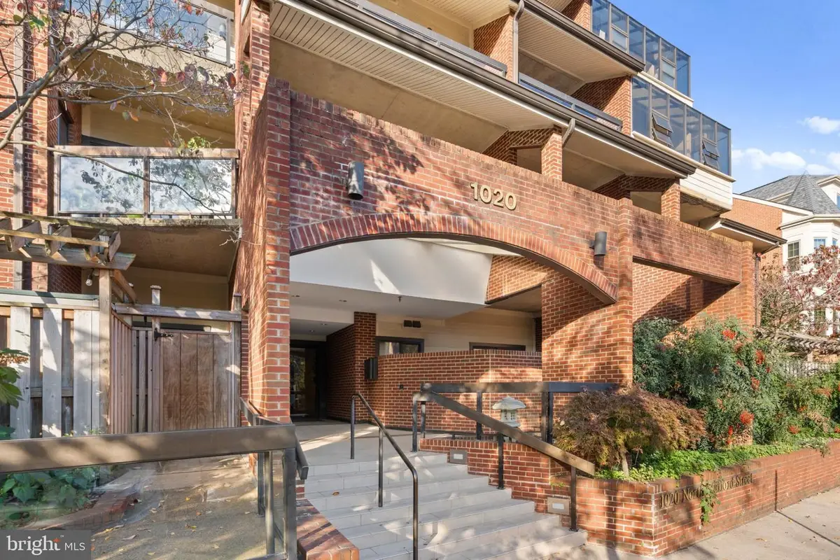 1020 N Stafford St #110, Arlington, VA 22201 - #1