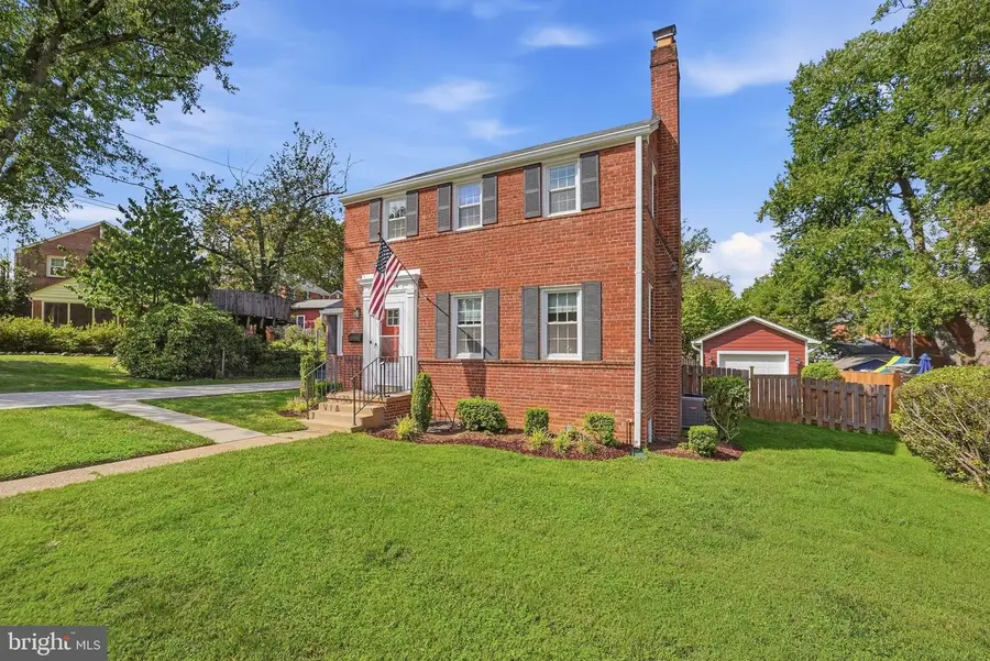 906 N Liberty St, Arlington, VA 22205 - #3