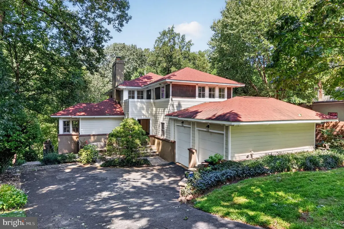 2940 26th St N, Arlington, VA 22207 - #1