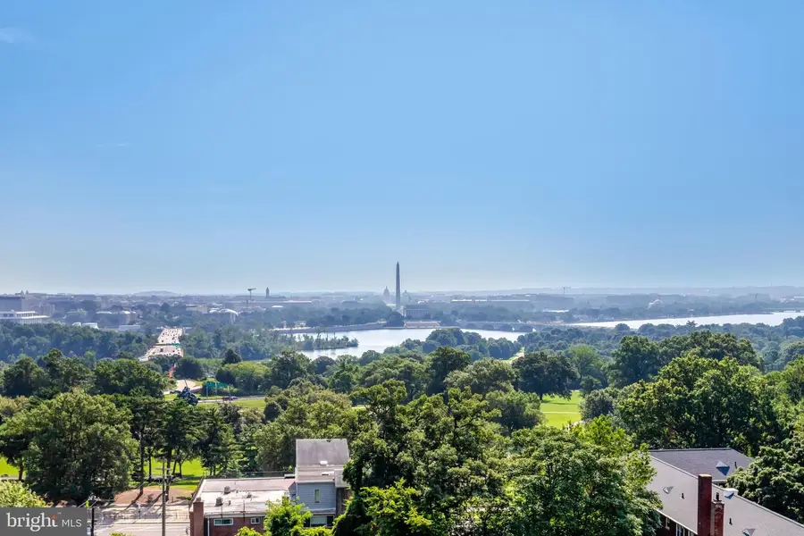 1200 N Nash St #560, Arlington, VA 22209 - #3