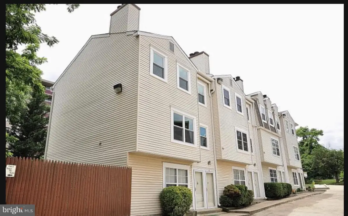 2135 N Taylor St #h, Arlington, VA 22207 - #1