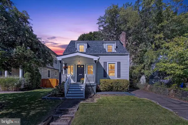 210 S Barton St S, ARLINGTON, VA 22204