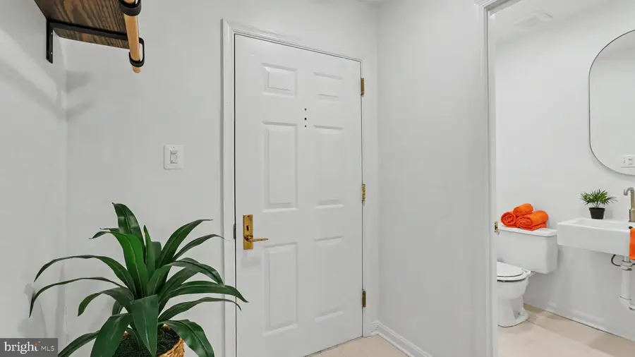 1029 N Stuart St #523, Arlington, VA 22201 - #2