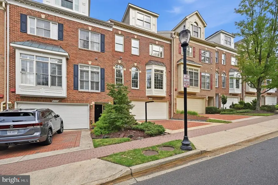 2131 N Scott St N, Arlington, VA 22209 - #3