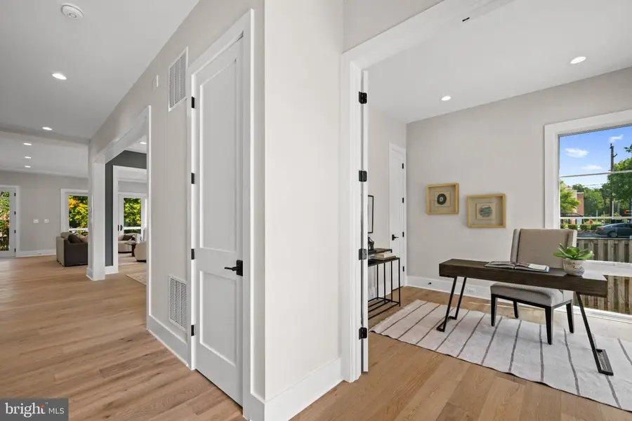 6624 29th St N, Arlington, VA 22213 - #3