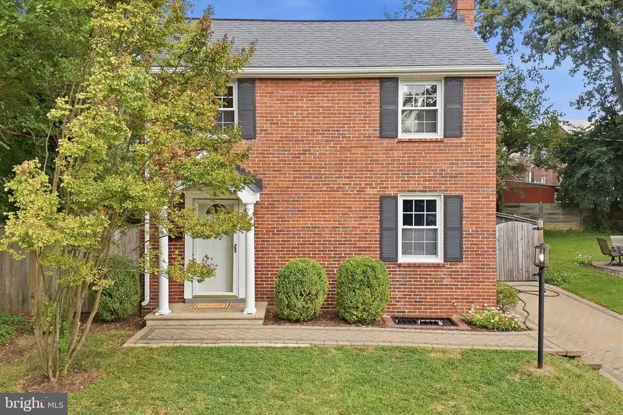3731 2nd St S, Arlington, VA 22204 - #2
