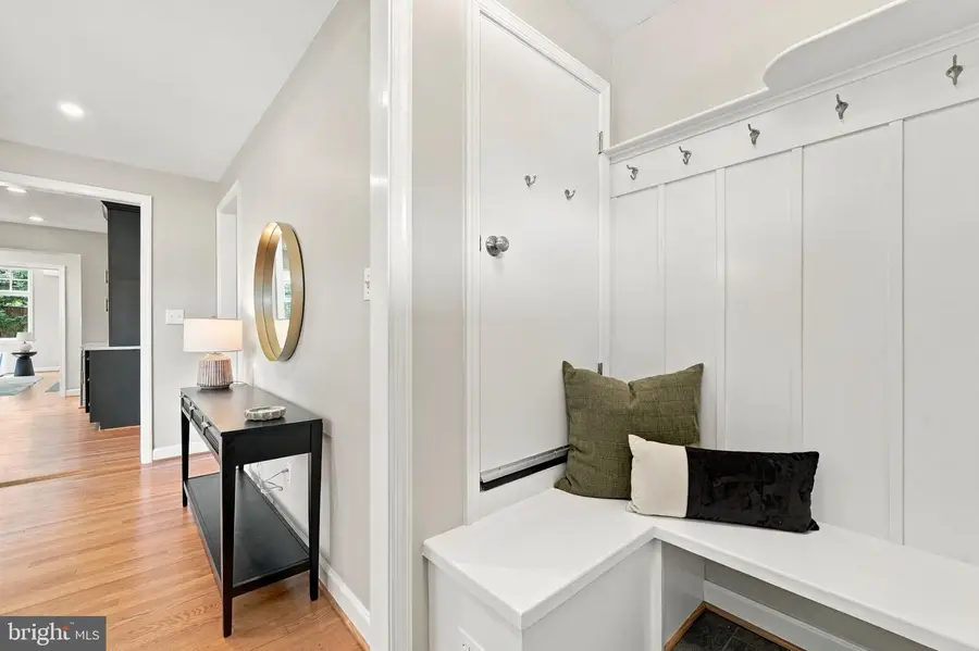 5106 33rd St N, Arlington, VA 22207 - #3