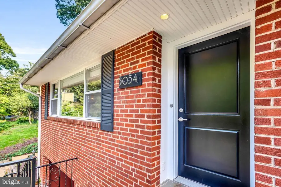 5054 37th St N, Arlington, VA 22207 - #3