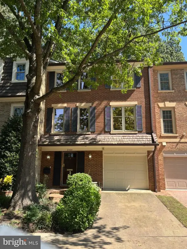 2405 S Queen St, ARLINGTON, VA 22202