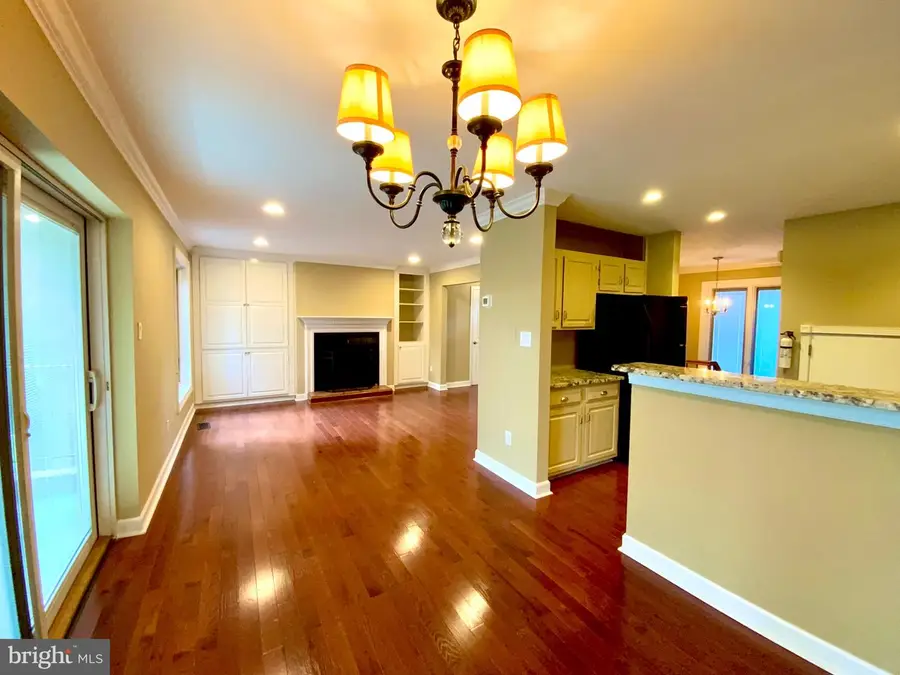 1827 N Uhle St #1, Arlington, VA 22201 - #2