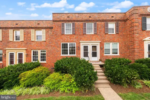 1400 S Edgewood St #521, ARLINGTON, VA 22204