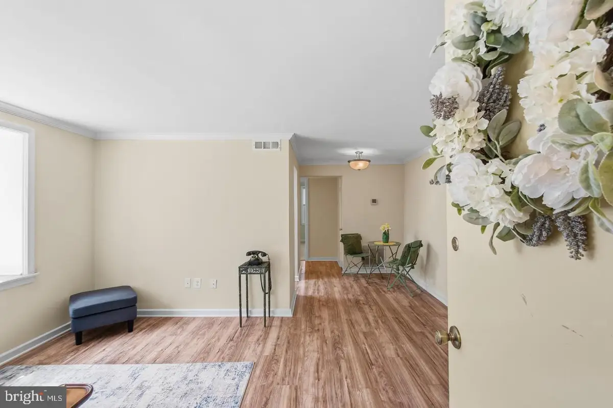 704 S Arlington Mill Dr #17101, Arlington, VA 22204 - #1