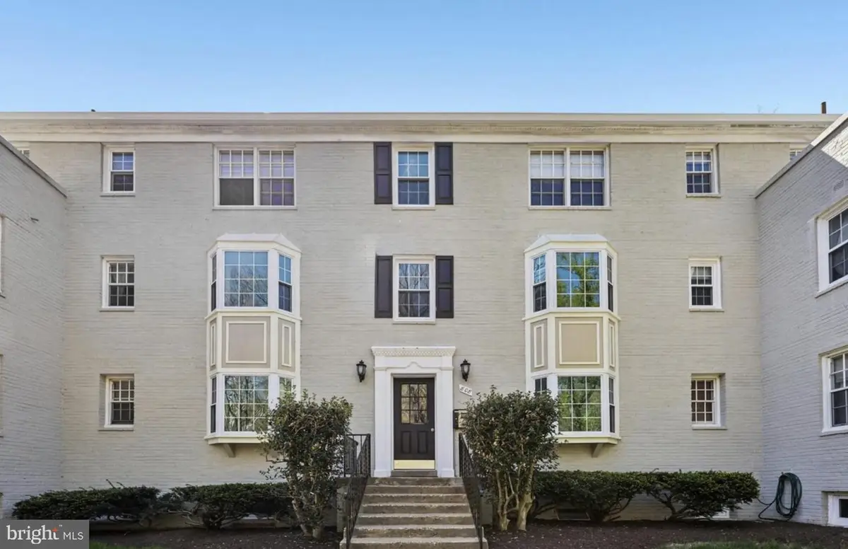 808 S Arlington Mill Dr S #9-204, Arlington, VA 22204 - #1