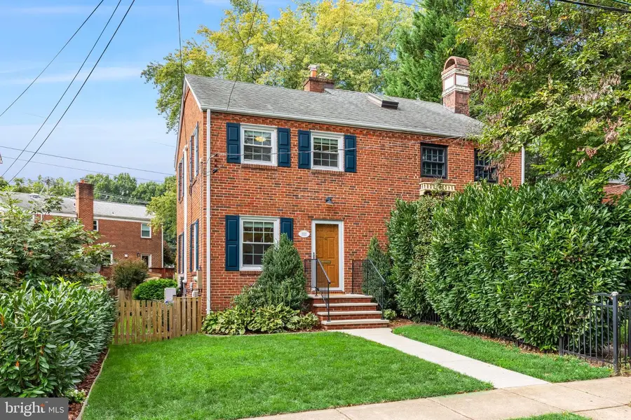 2522 N Winchester St N, Arlington, VA 22213 - #2