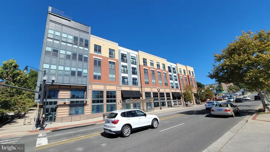 989 S Buchanan St #425, Arlington, VA 22204 - #2