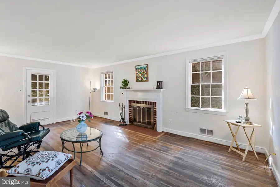 2431 N Utah St, Arlington, VA 22207 - #2