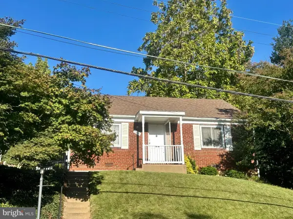 2001 S Quincy St, ARLINGTON, VA 22204