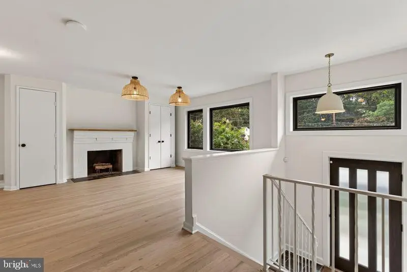 963 N Rochester St, Arlington, VA 22205 - #2