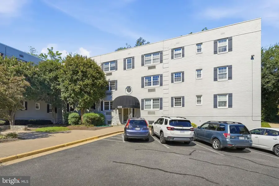 2030 N Vermont St #101, Arlington, VA 22207 - #2