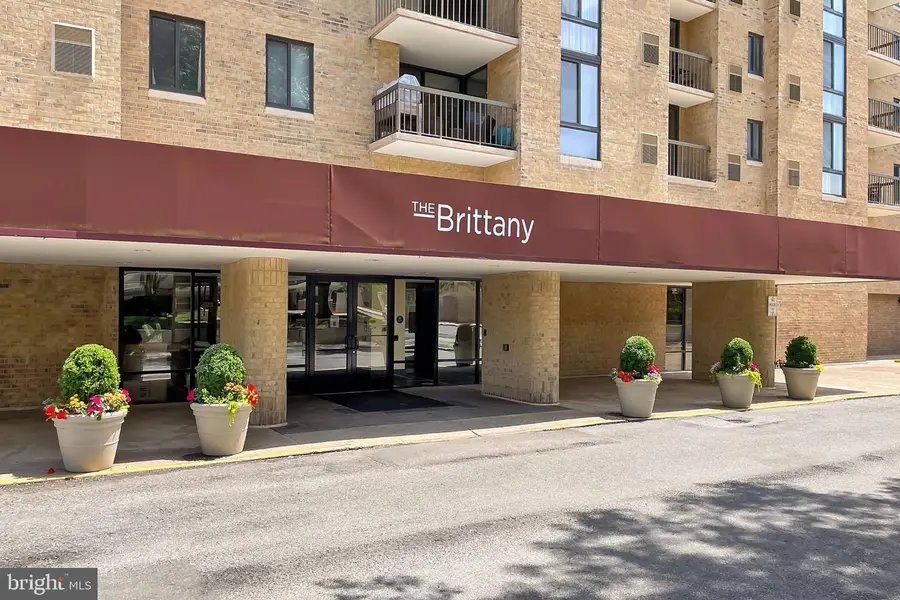 4500 S Four Mile Run Dr #804, Arlington, VA 22204 - #2