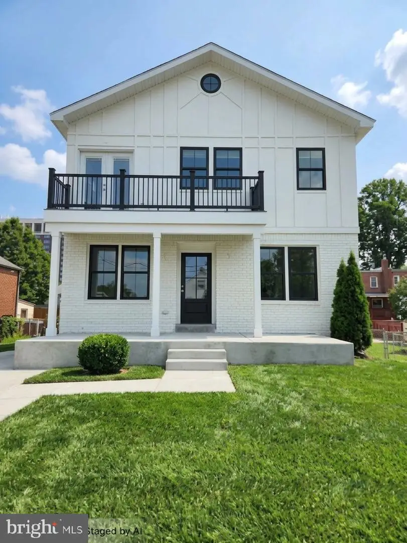 818 S Oak St, Arlington, VA 22204 - #1